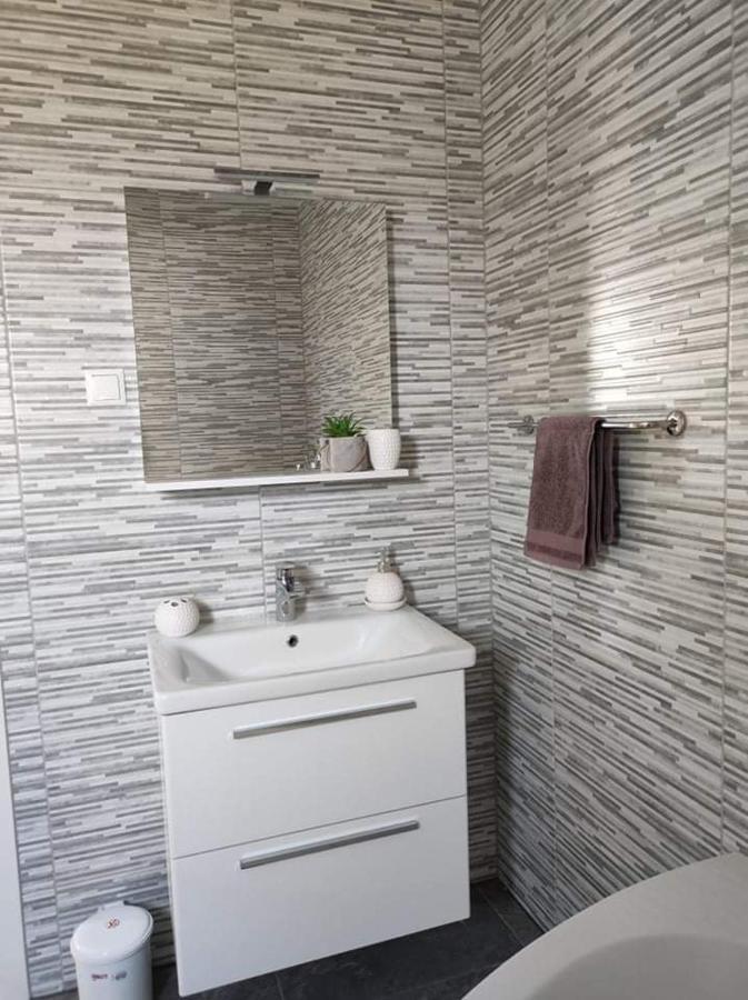M&S&N Apartment Грабовац Екстериор снимка